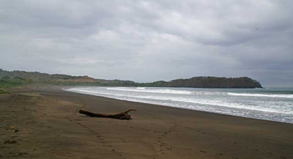 Beaches in Azuero, including Playa Venado