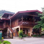 Hotel Quetzales